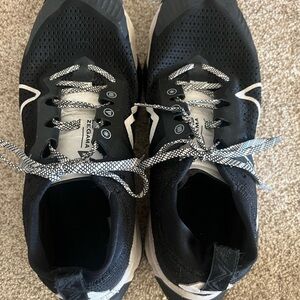 Nike Black and White Athletic Shoes: Worn Only A Few Times. Wore to paint. 🤍🖤🩶